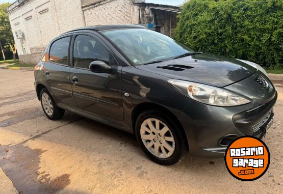Autos - Peugeot 207 2010 Nafta 111Km - En Venta