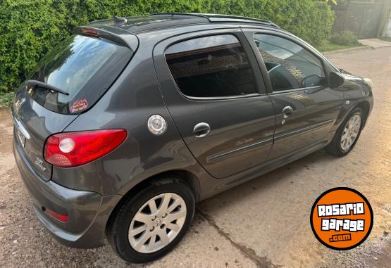Autos - Peugeot 207 2010 Nafta 111Km - En Venta
