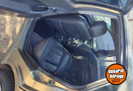 Autos - Ford Focus guia 2007 Diesel 233000Km - En Venta