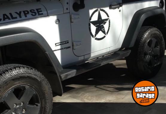 Camionetas - Jeep Wrangler 2019 Nafta 91000Km - En Venta