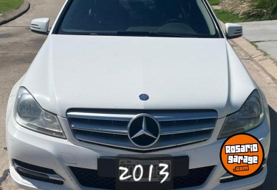 Autos - Mercedes Benz C200 2013 Nafta 195000Km - En Venta