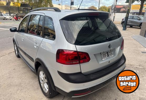 Autos - Volkswagen Suran Cross 2014 Nafta 160000Km - En Venta