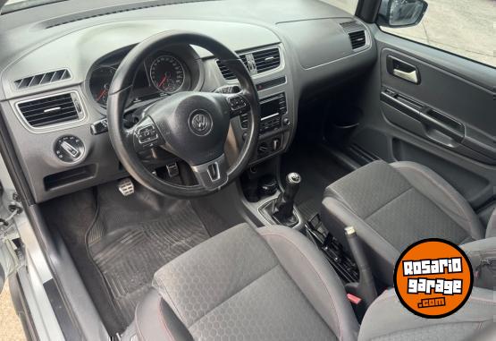 Autos - Volkswagen Suran Cross 2014 Nafta 160000Km - En Venta