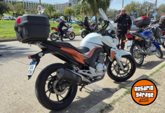 Motos - Honda Cb 250 2018 Nafta 28000Km - En Venta