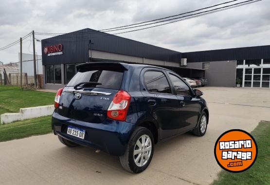 Autos - Toyota Etios XLS 1.5 MT6 5P 2017 Nafta 200500Km - En Venta