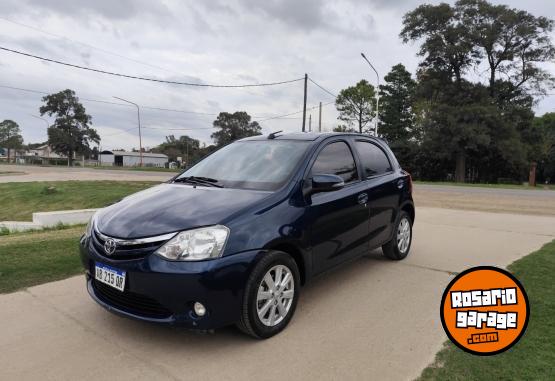 Autos - Toyota Etios XLS 1.5 MT6 5P 2017 Nafta 200500Km - En Venta