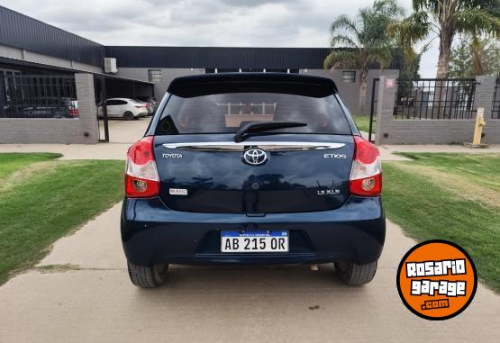 Autos - Toyota Etios XLS 1.5 MT6 5P 2017 Nafta 200500Km - En Venta