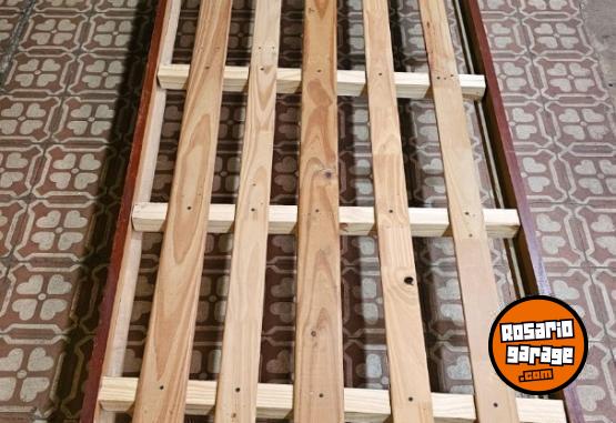 Hogar - Cama de madera - En Venta