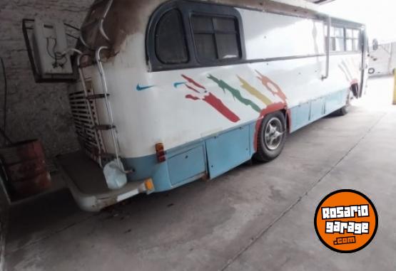 Camiones y Grúas - Motorhome mercedes - En Venta