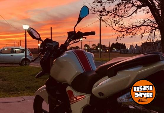 Motos - Benelli Tnt 15 2021 Nafta 2800Km - En Venta