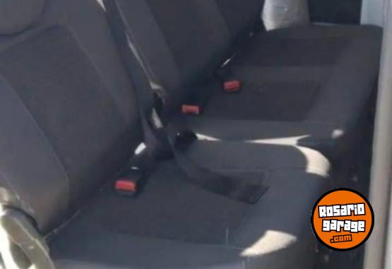 Utilitarios - Peugeot Parnert 2014 Diesel 178000Km - En Venta