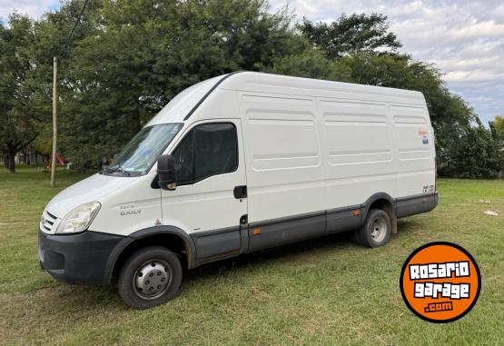 Utilitarios - Iveco Daily 2014 Diesel 117000Km - En Venta