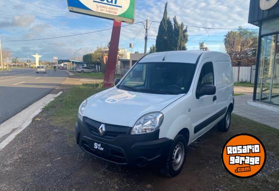 Utilitarios - Renault Kangoo 2 2017 Nafta 88000Km - En Venta