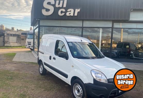 Utilitarios - Renault Kangoo 2 2017 Nafta 88000Km - En Venta