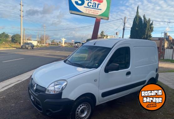 Utilitarios - Renault Kangoo 2 2017 Nafta 88000Km - En Venta