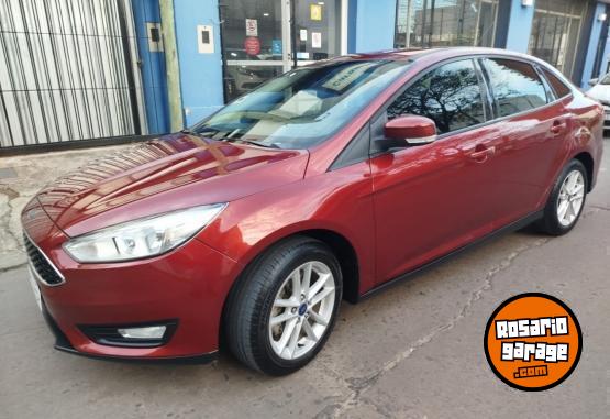 Autos - Ford FOCUS 1.6 S 4P 2017 Nafta 123000Km - En Venta
