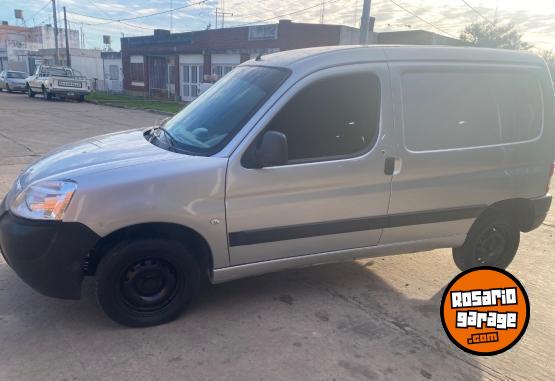 Utilitarios - Citroen Berlingo Furgon 2016 Diesel 122000Km - En Venta