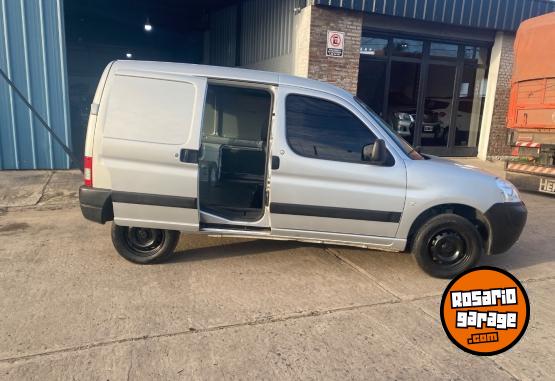 Utilitarios - Citroen Berlingo Furgon 2016 Diesel 122000Km - En Venta