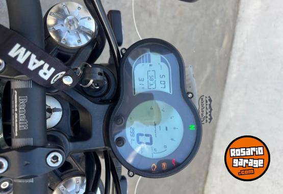Motos - Benelli Leoncino 500 2024 Nafta 2990Km - En Venta