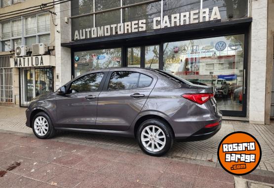 Autos - Fiat Cronos drive pack plus 2022 Nafta 80000Km - En Venta