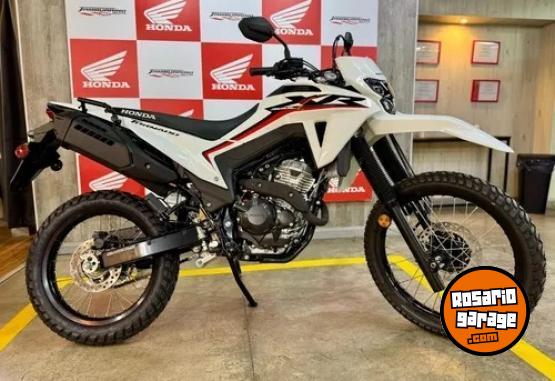 Motos - Honda XR 300 TORNADO 2025 Nafta 0Km - En Venta
