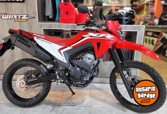 Motos - Honda XR 300 TORNADO 2025 Nafta 0Km - En Venta