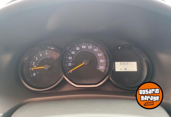 Autos - Renault Logan Authentique Plus1.6 2018 Nafta 83700Km - En Venta