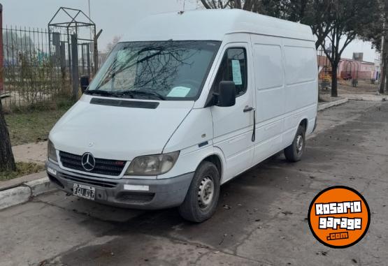 Utilitarios - Mercedes Benz Sprinter 313 CDI 2005 Diesel 333333Km - En Venta