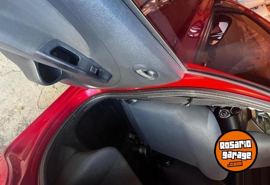 Autos - Toyota Etios 2014 Nafta 142000Km - En Venta