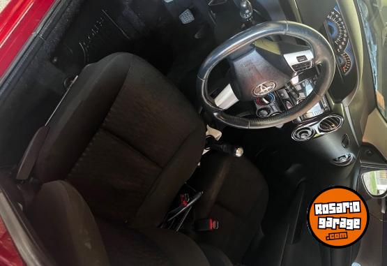 Autos - Toyota Etios 2014 Nafta 142000Km - En Venta