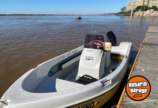 Embarcaciones - Tracker Cargo 520 + Mercury 50 HP 2 Tiempos. Año 2016 - En Venta
