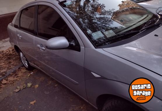 Autos - Ford Focus Ghia 2005 Diesel 212000Km - En Venta