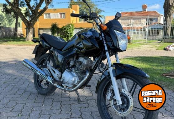 Motos - Honda titan 2019 Nafta 17000Km - En Venta