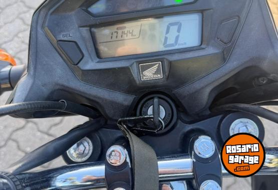 Motos - Honda titan 2019 Nafta 17000Km - En Venta