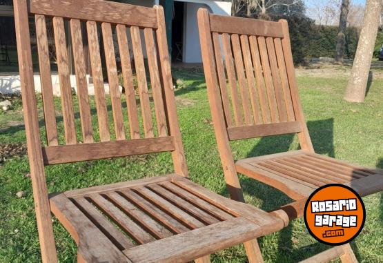 Hogar - LIQUIDO 2 SILLAS PEGABLES DE MADERA - En Venta