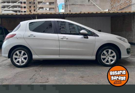 Autos - Peugeot 308 Allure 2017 Nafta 91000Km - En Venta