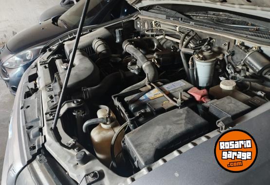 Camionetas - Mitsubishi MONTERO 2.8 2006 Diesel 188400Km - En Venta