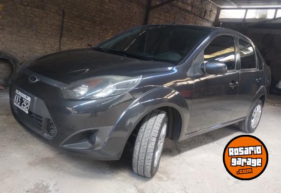 Autos - Ford Fiesta Max 2011 Nafta 160000Km - En Venta