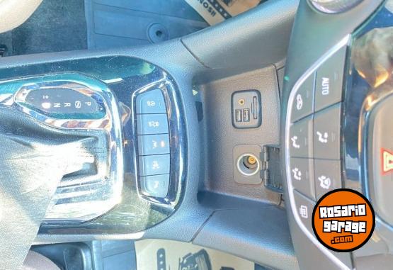 Autos - Chevrolet Cruze Premier AT 2021 2021 Nafta 124000Km - En Venta