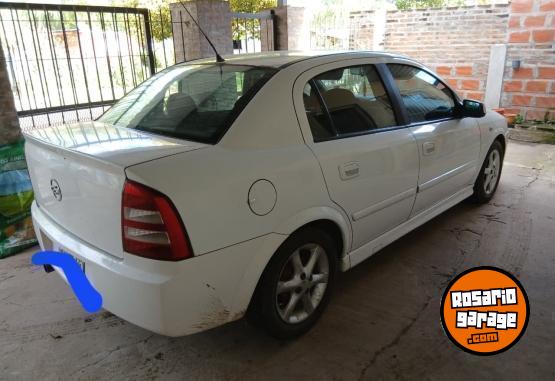 Autos - Chevrolet Sedan 2005 GNC 400Km - En Venta