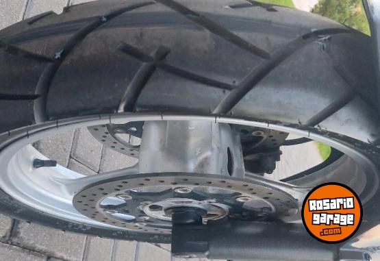 Motos - Suzuki V-Strom 2011 Nafta 36000Km - En Venta