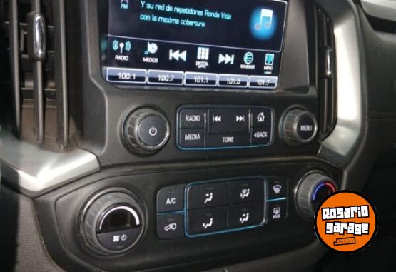 Camionetas - Chevrolet 2019 High Country 4x4 2019 Diesel 56000Km - En Venta