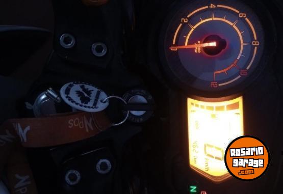 Motos - Bajaj Rouser NS 125 2024 Nafta 5800Km - En Venta