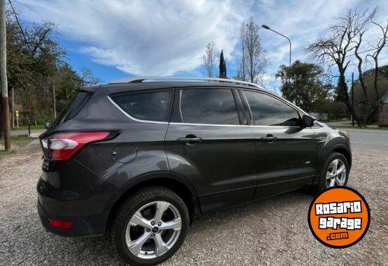Camionetas - Ford KUGA 2018 Nafta 78000Km - En Venta