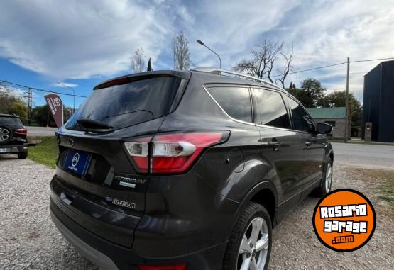 Camionetas - Ford KUGA 2018 Nafta 78000Km - En Venta