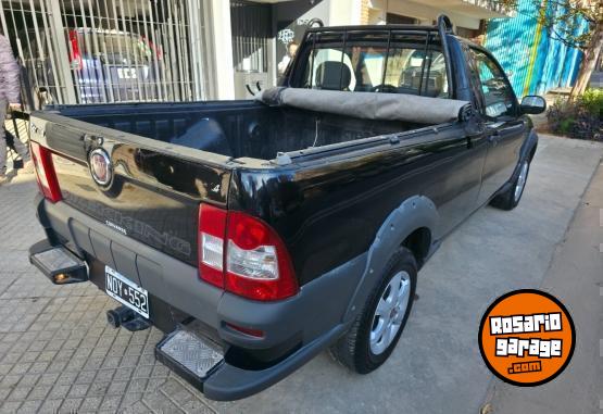 Utilitarios - Fiat Strada Trekking 2014 Nafta 142000Km - En Venta