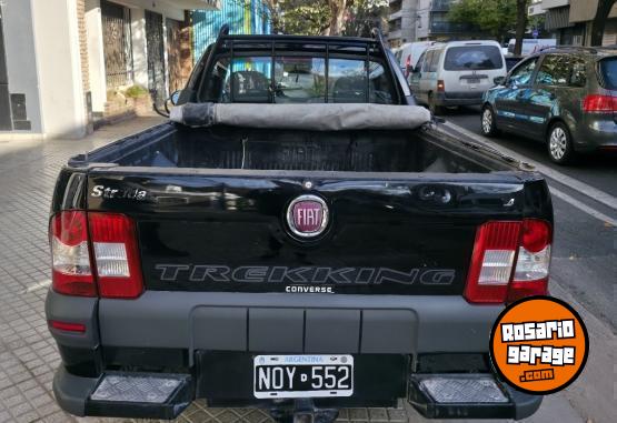 Utilitarios - Fiat Strada Trekking 2014 Nafta 142000Km - En Venta