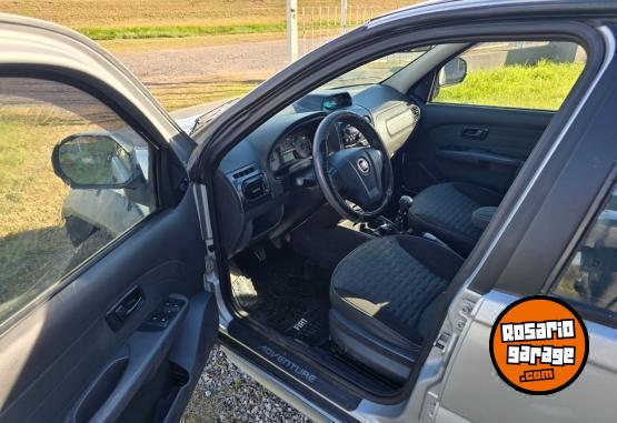 Autos - Fiat PALIO ADVENTURE LOCKER 2014 Nafta 149000Km - En Venta