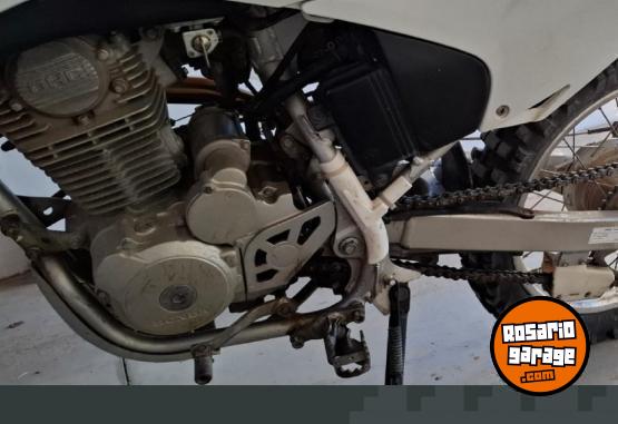 Motos - Honda CRF 230 2017 Nafta 111Km - En Venta