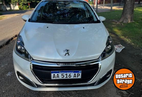 Autos - Peugeot 208 allure 308 gol fiesta 2016 Nafta 45000Km - En Venta